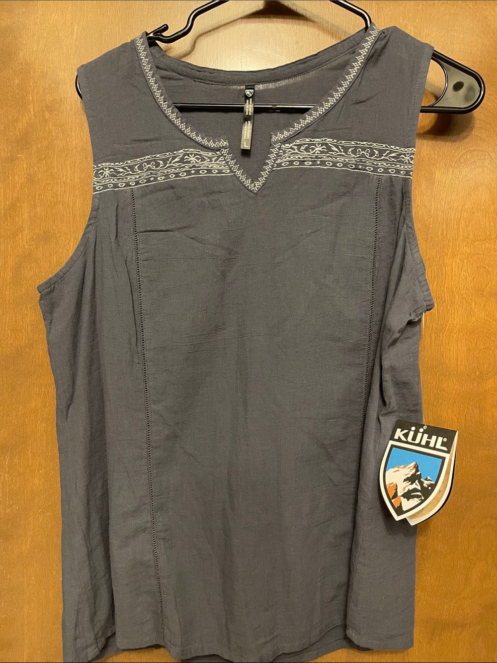 Kuhl Charcoal Rainstorm Embroidered V-Notch Sleeveless Tank NWT